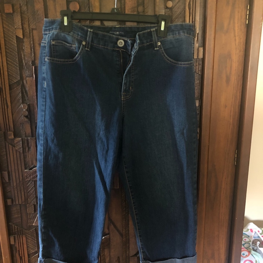 Bandolino capris EUC Size 12